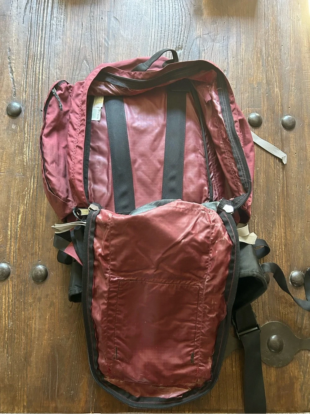 Vintage Kelty Redwing Burgundy and Black Hiking Backpack